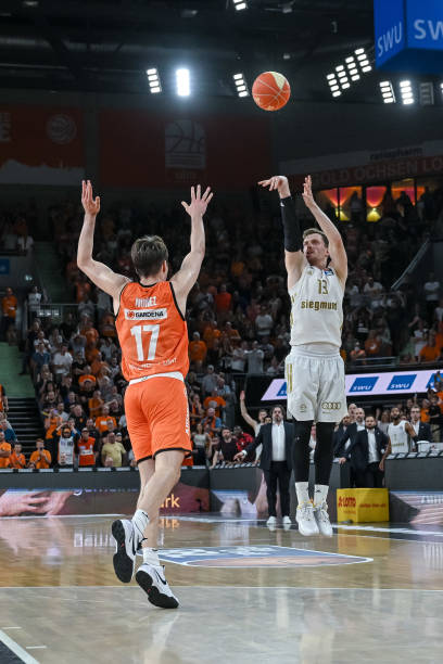 他们都成为 他们都成为