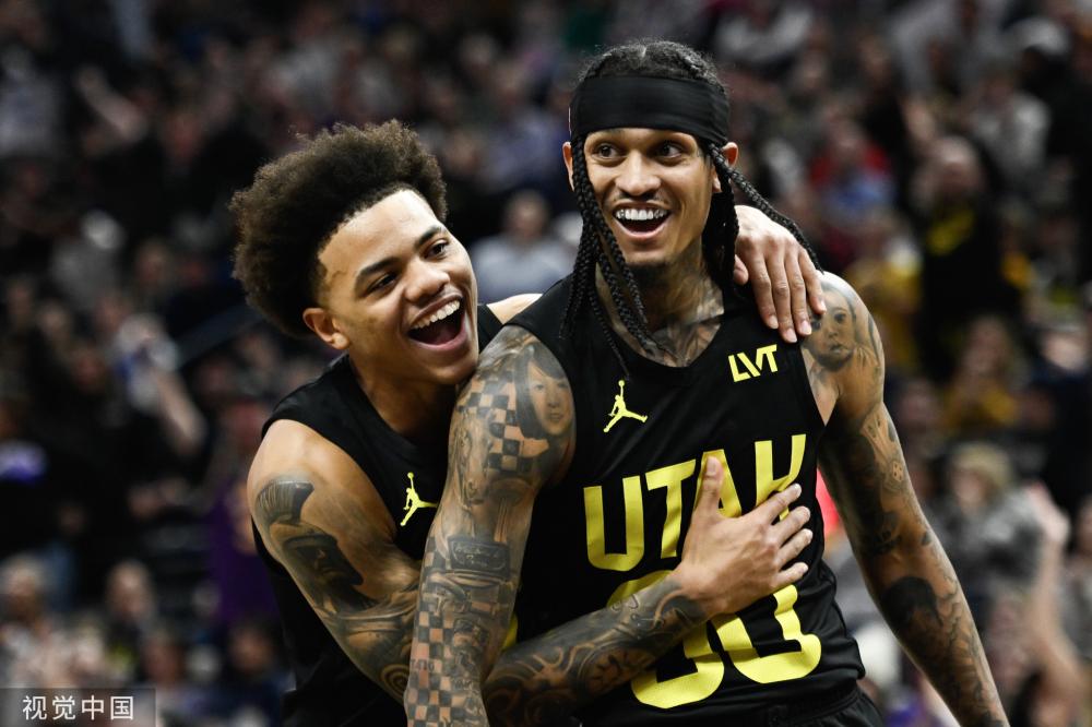 占据主动的 占据主动的