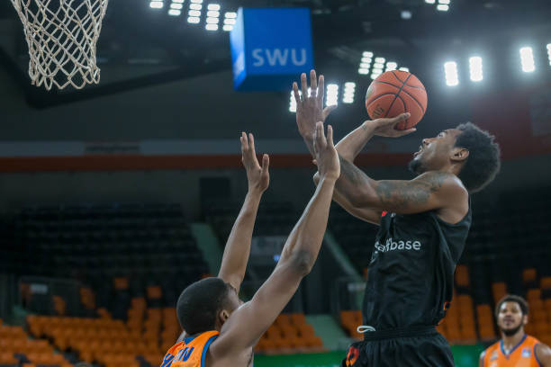 比如塞蒂恩 比如塞蒂恩