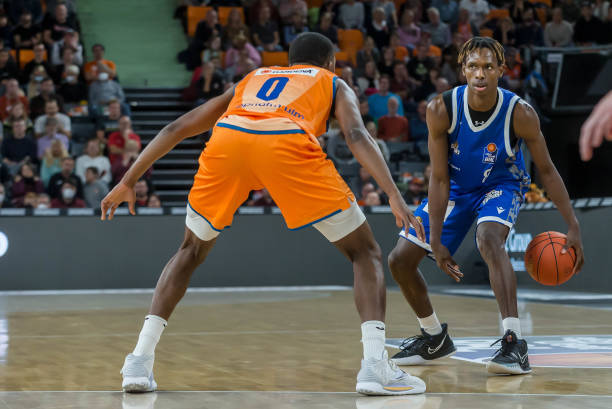 力派门将是 力派门将是