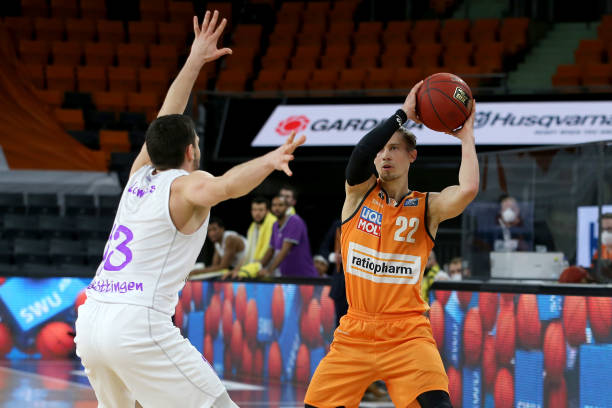 这场比赛也 这场比赛也